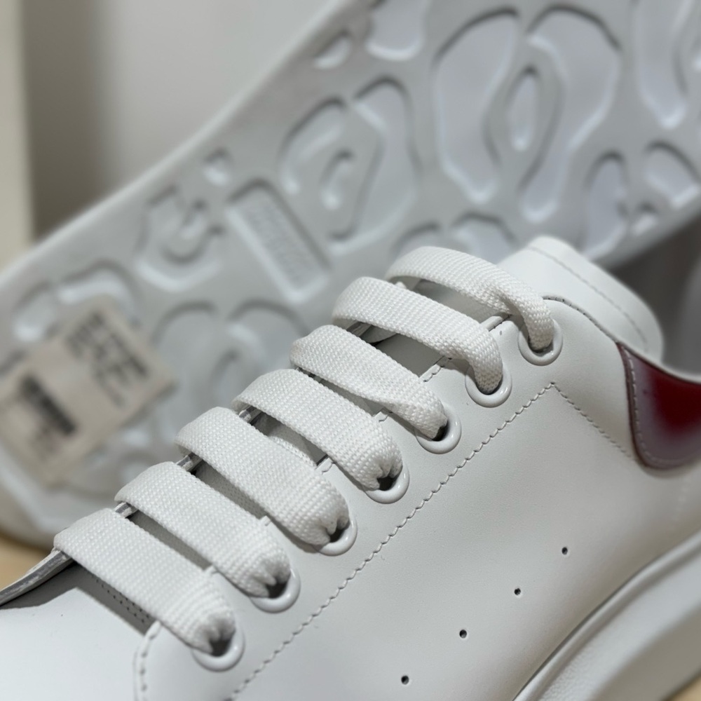 Alexander McQueen White Sneakers with Red Heel - Picture 3 of 8
